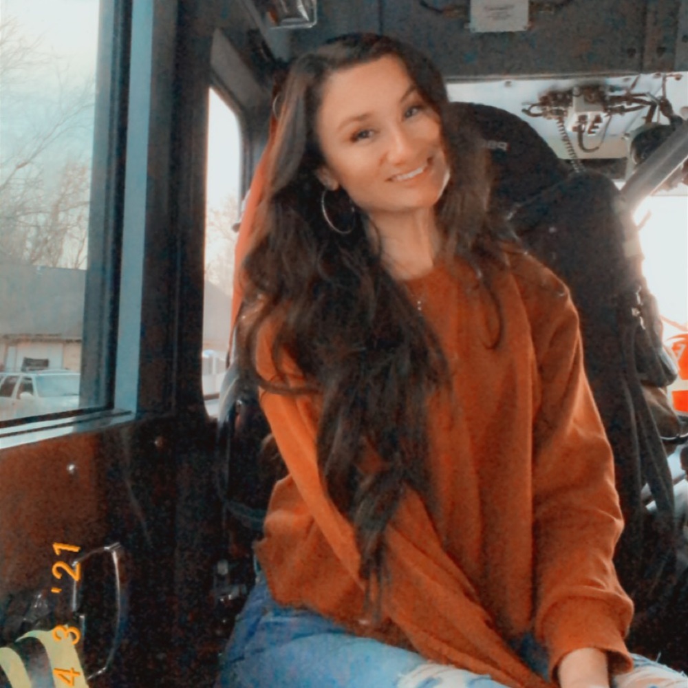 Meet your Posher, Desiree